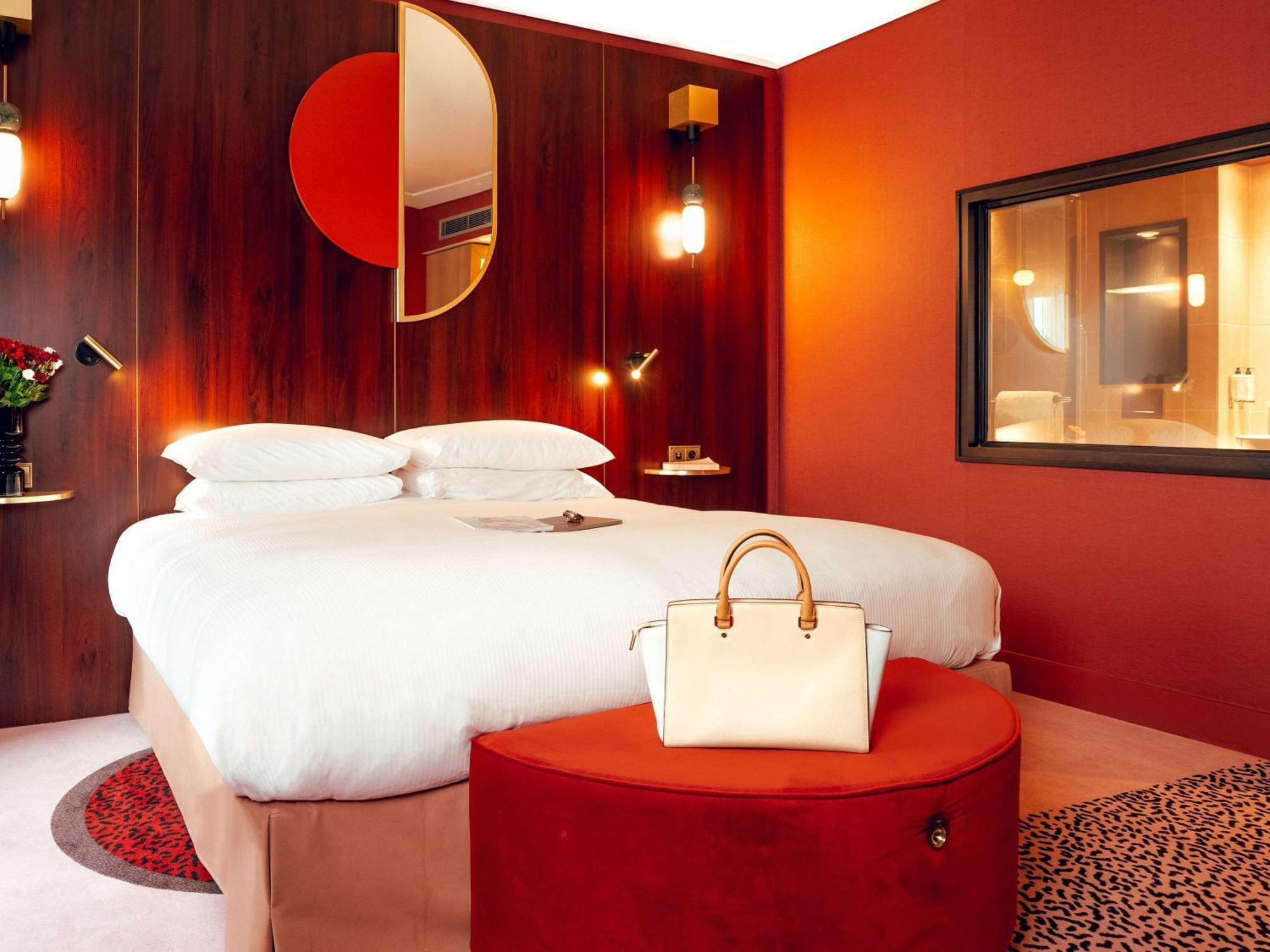 Nest Paris La Defense - Mgallery Puteaux Eksteriør bilde A room at the Mandarin Oriental Paris
